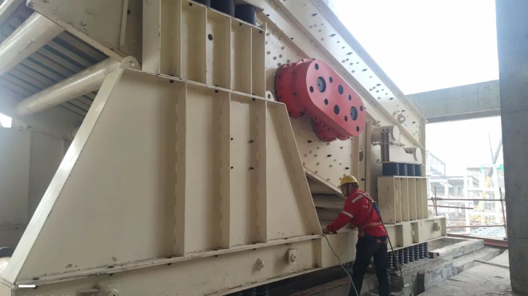 高效执行展实力 规范施工创品牌(图2) 高效执行展实力 规范施工创品牌(图2)