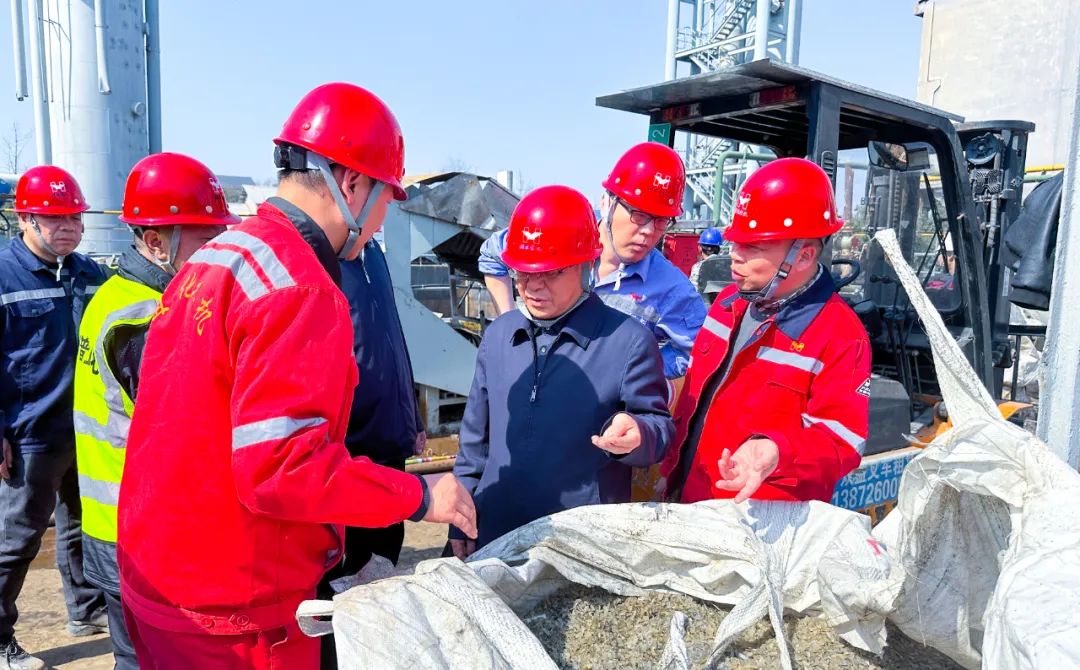 王大真到田家河园区和楚星片区现场办公(图3) 王大真到田家河园区和楚星片区现场办公(图3)