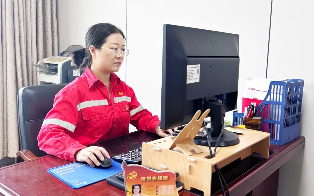 【宜化榜样】化机公司牛艳娇:恪尽职守勇担当,廉洁自律扬清风(图3) 【宜化榜样】化机公司牛艳娇:恪尽职守勇担当,廉洁自律扬清风(图3)