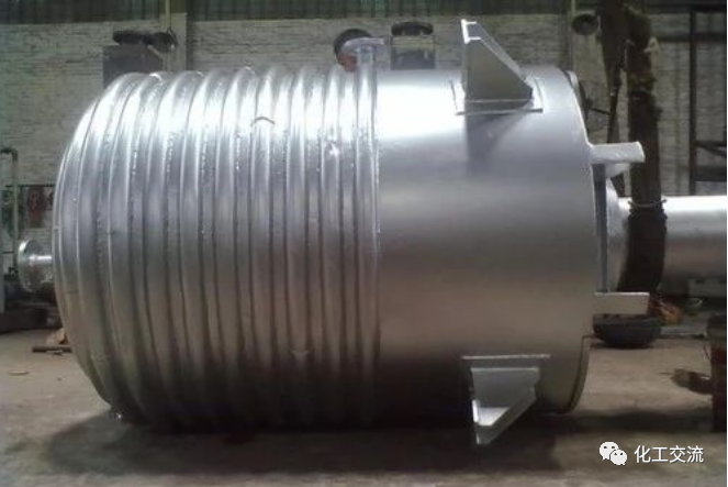 反应容器的夹套类型比较(图5) 反应容器的夹套类型比较(图5)